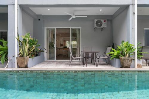 kokotel khao lak isara casa