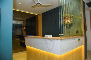 silver suite hotel