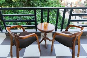 Lime Tree 3Bhk Service Apartment  Gurgaon,,3 star
