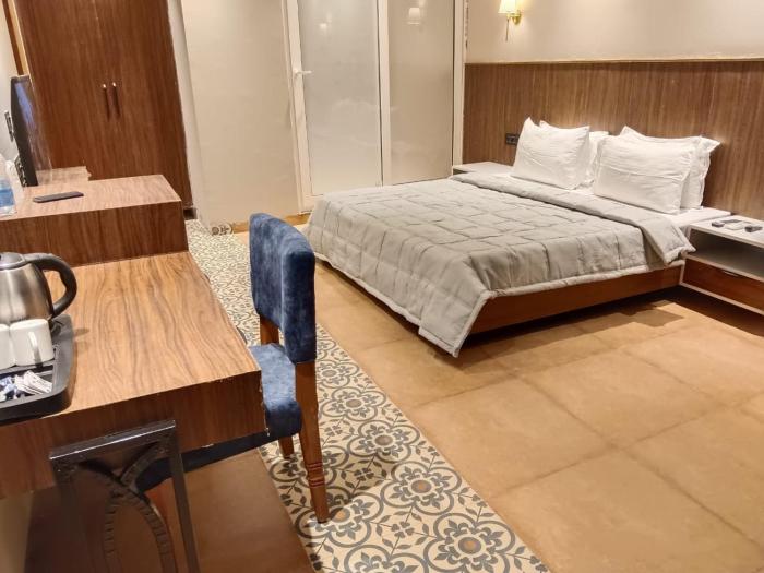 eutopia beach resort morjim