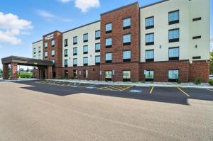 cobblestone hotel and suites bellefontaine