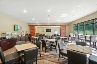 cobblestone hotel and suites bellefontaine