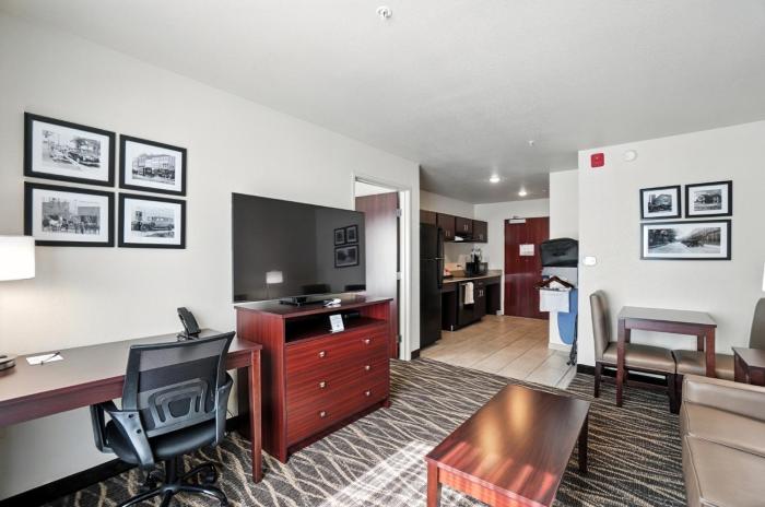 cobblestone hotel and suites bellefontaine