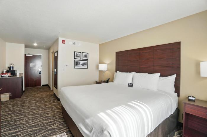 cobblestone hotel and suites bellefontaine