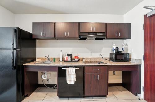 cobblestone hotel and suites bellefontaine
