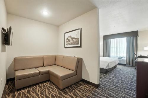cobblestone hotel and suites bellefontaine