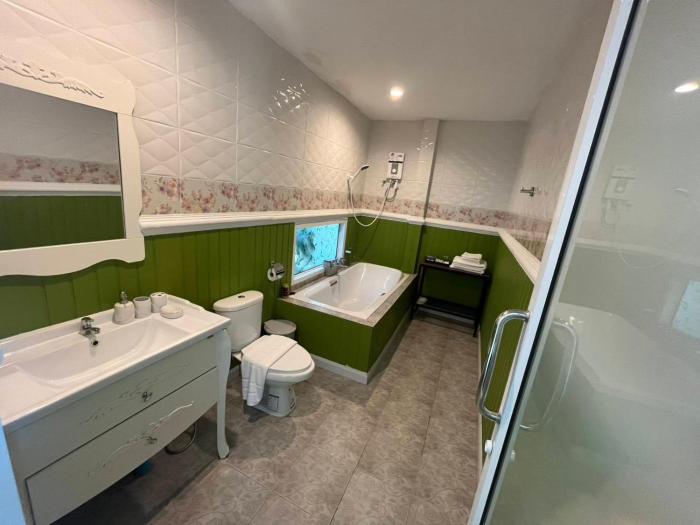 kenikar raintree residence hotel