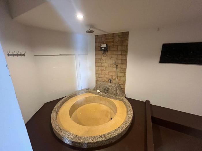 kenikar raintree residence hotel