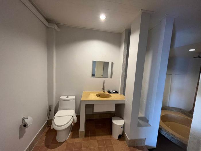 kenikar raintree residence hotel