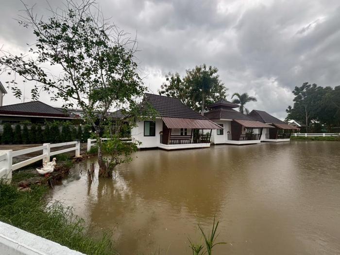 kenikar raintree residence hotel