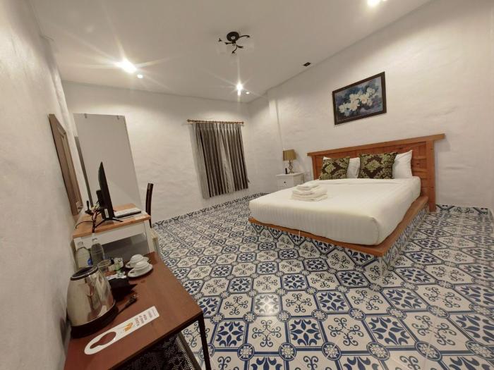 kenikar raintree residence hotel