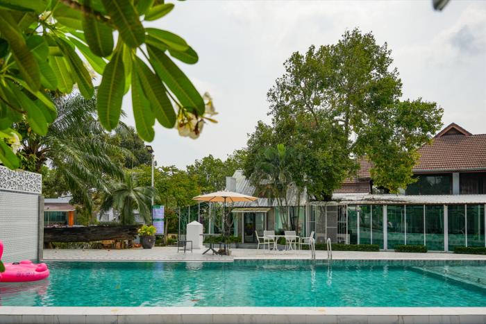 kenikar raintree residence hotel