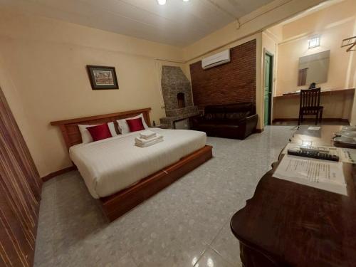 kenikar raintree residence hotel