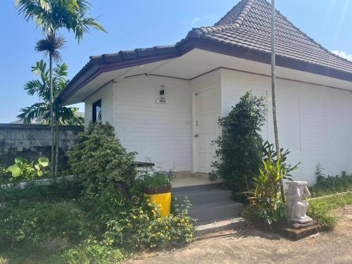 kenikar raintree residence hotel