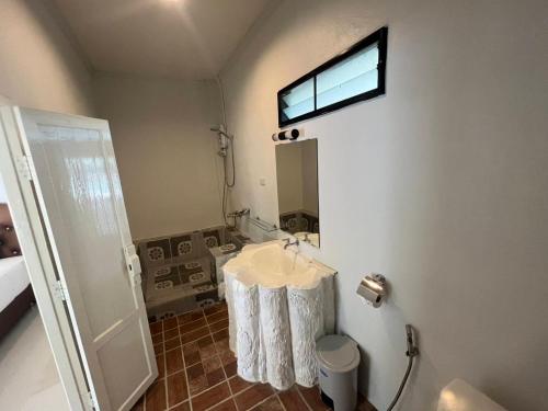 kenikar raintree residence hotel