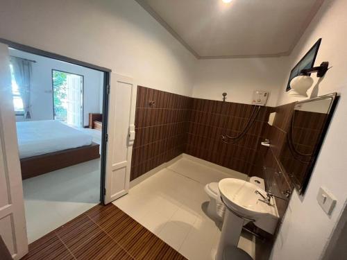 kenikar raintree residence hotel