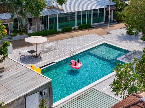 kenikar raintree residence hotel