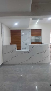 hotel iris executive