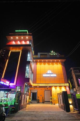 ps luxury hotel