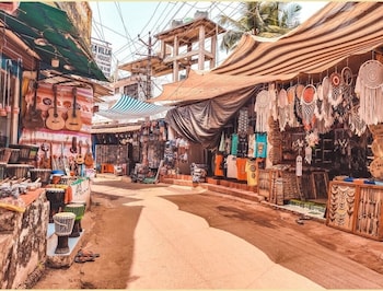 arambol bliss hote apartments