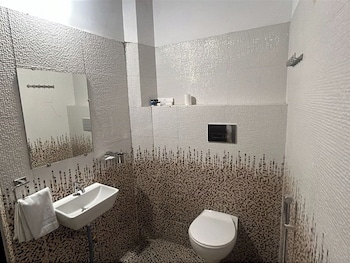suriya inn