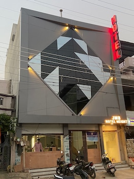 jmb hotel height