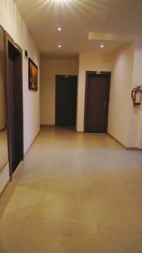 hotel sahara residency