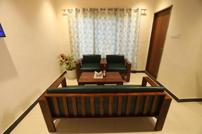 far out field resort mount abu