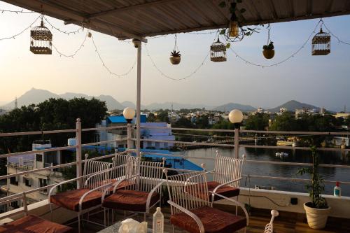 multiple stories udaipur