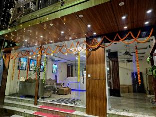 hotel kashi mantram