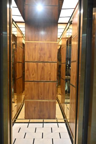 hotel kashi mantram