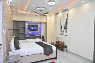 hotel kashi mantram