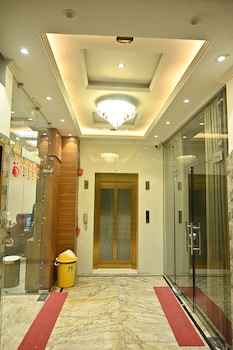 hotel kashi mantram