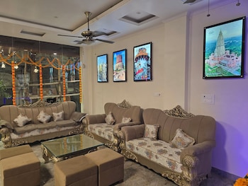 hotel kashi mantram