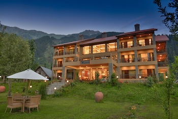 heevan villas sonamarg