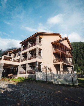 heevan villas sonamarg