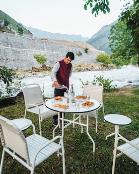 heevan villas sonamarg