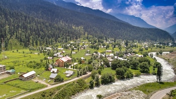 heevan villas sonamarg