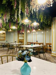 orzu boutique stays burwa manali