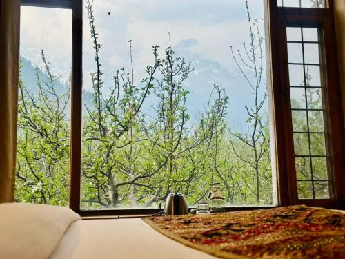 orzu boutique stays burwa manali
