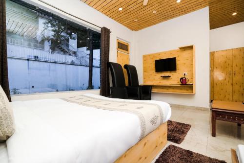 The Bunksters,,2 star