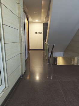 hotel ishaan residency