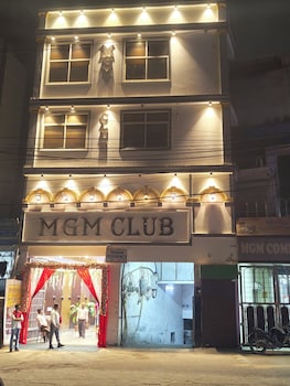 hotel ishaan residency mgm club