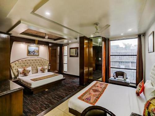 Hotel Geeson New Delhi Railway Station,,3 star
