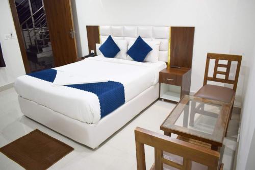 Hotel Skyland,,2 star