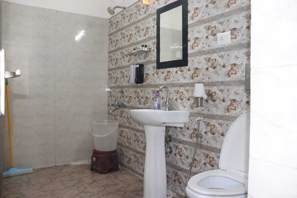 deodar cottage scenic view next to nature