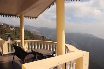 deodar cottage scenic view next to nature