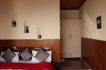 deodar cottage scenic view next to nature