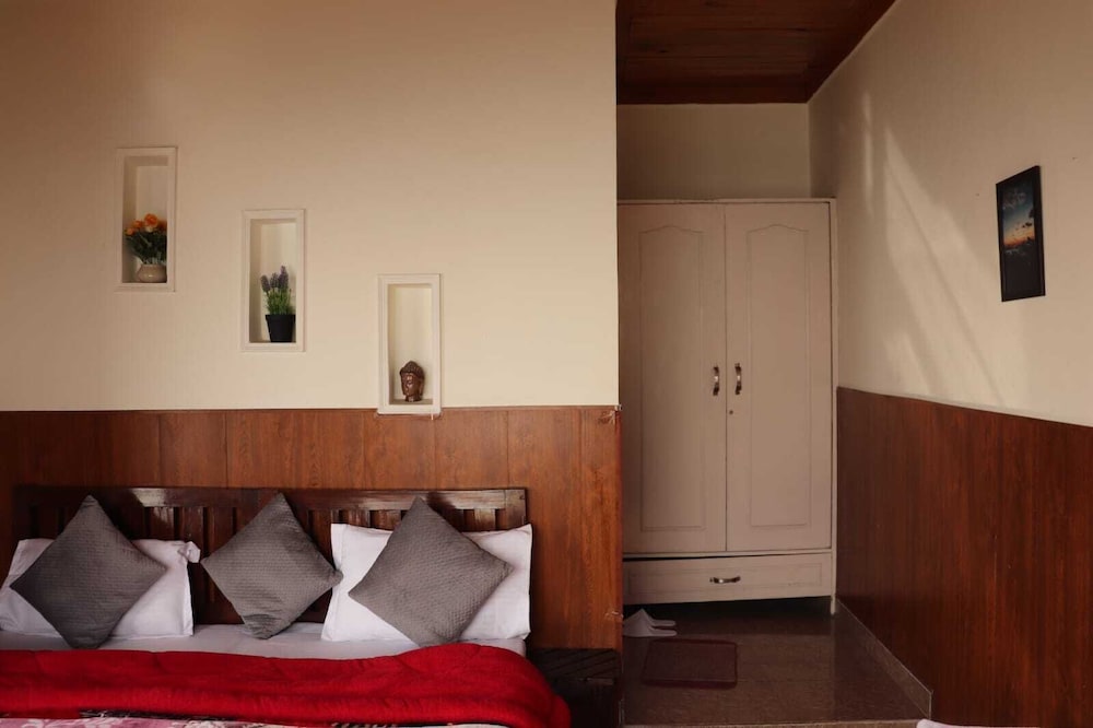 deodar cottage scenic view next to nature