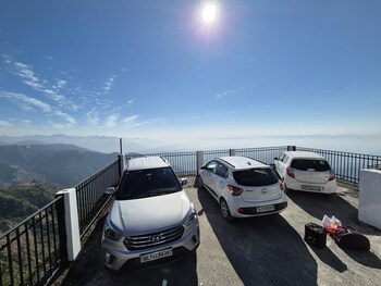 deodar cottage scenic view next to nature